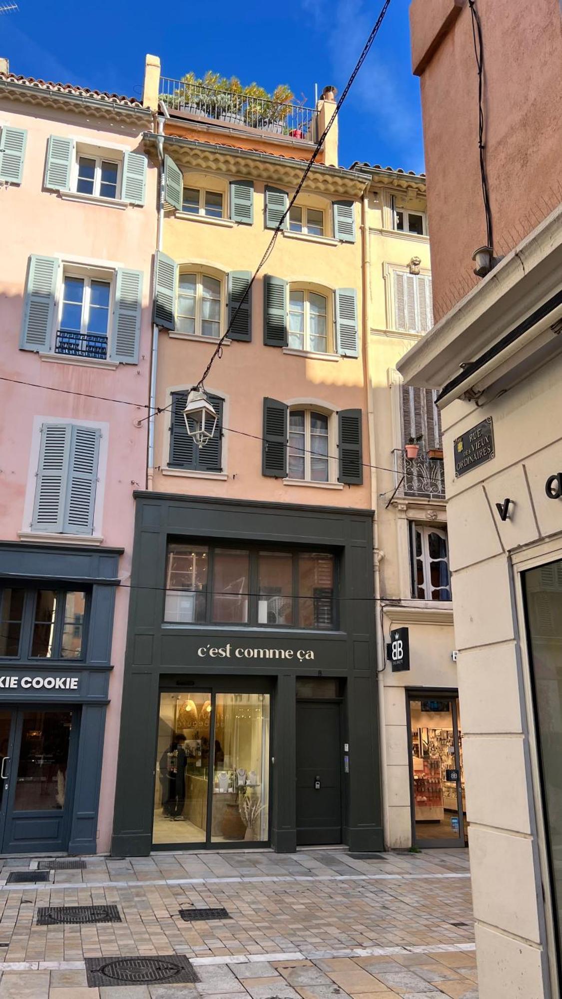 Duplex Avec Terrasse - Hyper-Centre De Toulon Apartment Exterior photo